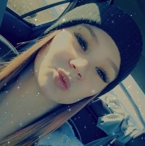 Meet your Posher, Randi